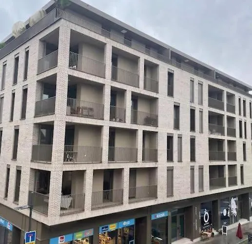 Beautiful 1 Bedroom Flat W Terrace&parking-75m דירה לוקסמבורג